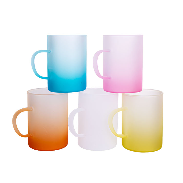 Buzlu Renkli Çay Fincanı