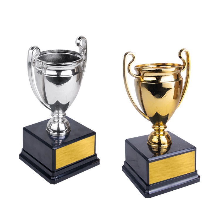 Altın - Gümüş Şampiyon Ödül Kupası - 23cm Altın - Gümüş Şampiyon Ödül Kupası - 23cm